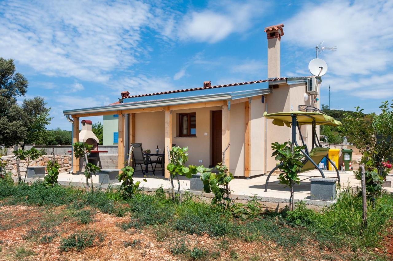 Casetta In Campagna Ρόβινι Εξωτερικό φωτογραφία